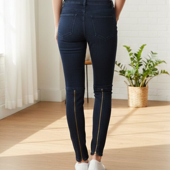 Guess Accessories - GUESS DARK DENIM ZIPPER BACK JEANS   SZ XS